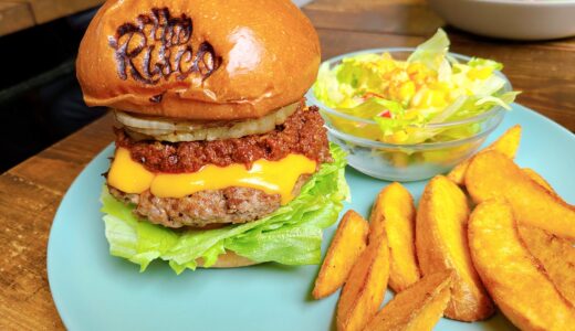 【百名店常連の人気バーガー店】THE RISCO（中区）